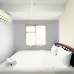 Homey And Cozy Living 2Br Lagoon Bekasi Town Square Apartment By Travelio